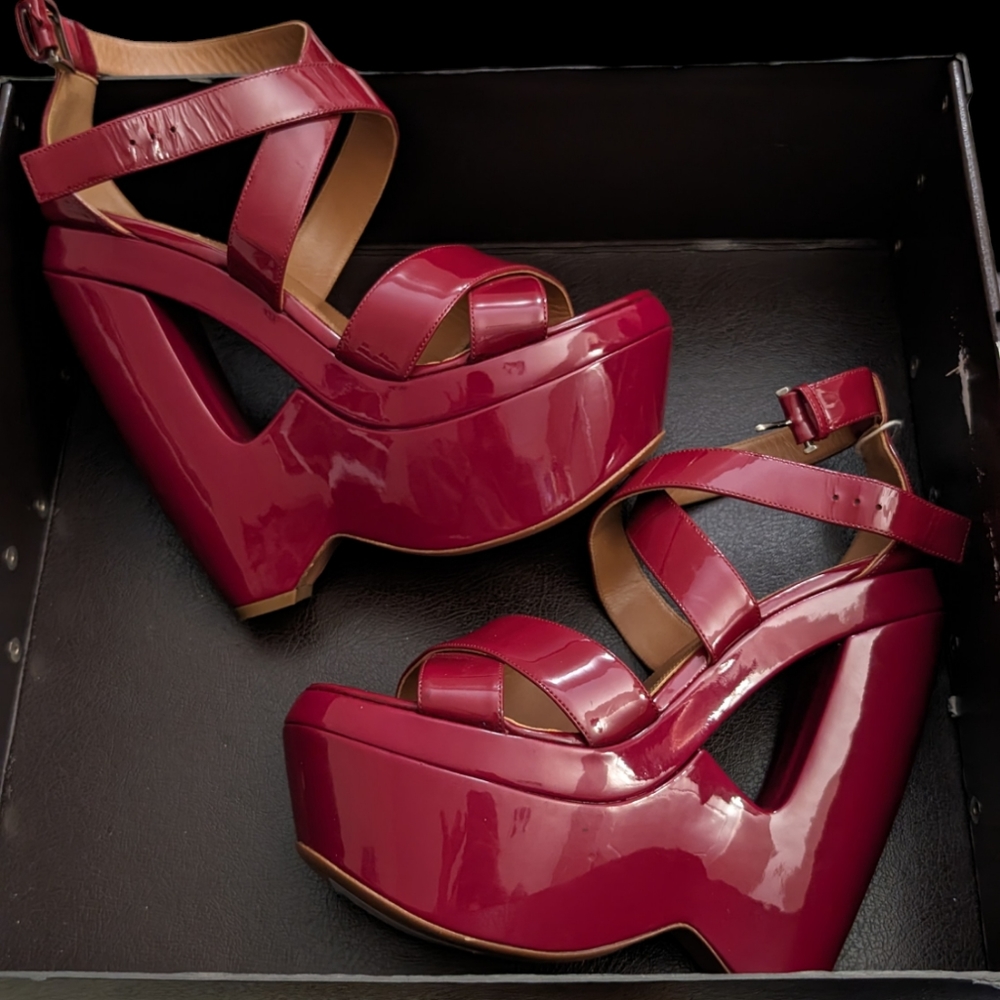 Alaia Cutout Sandals